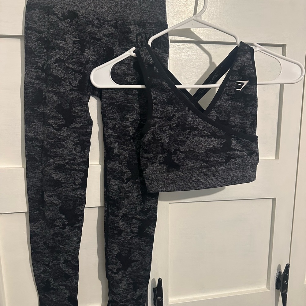 Gymshark Camo Seamless Sports Bra + Leggings Set (Size Small)